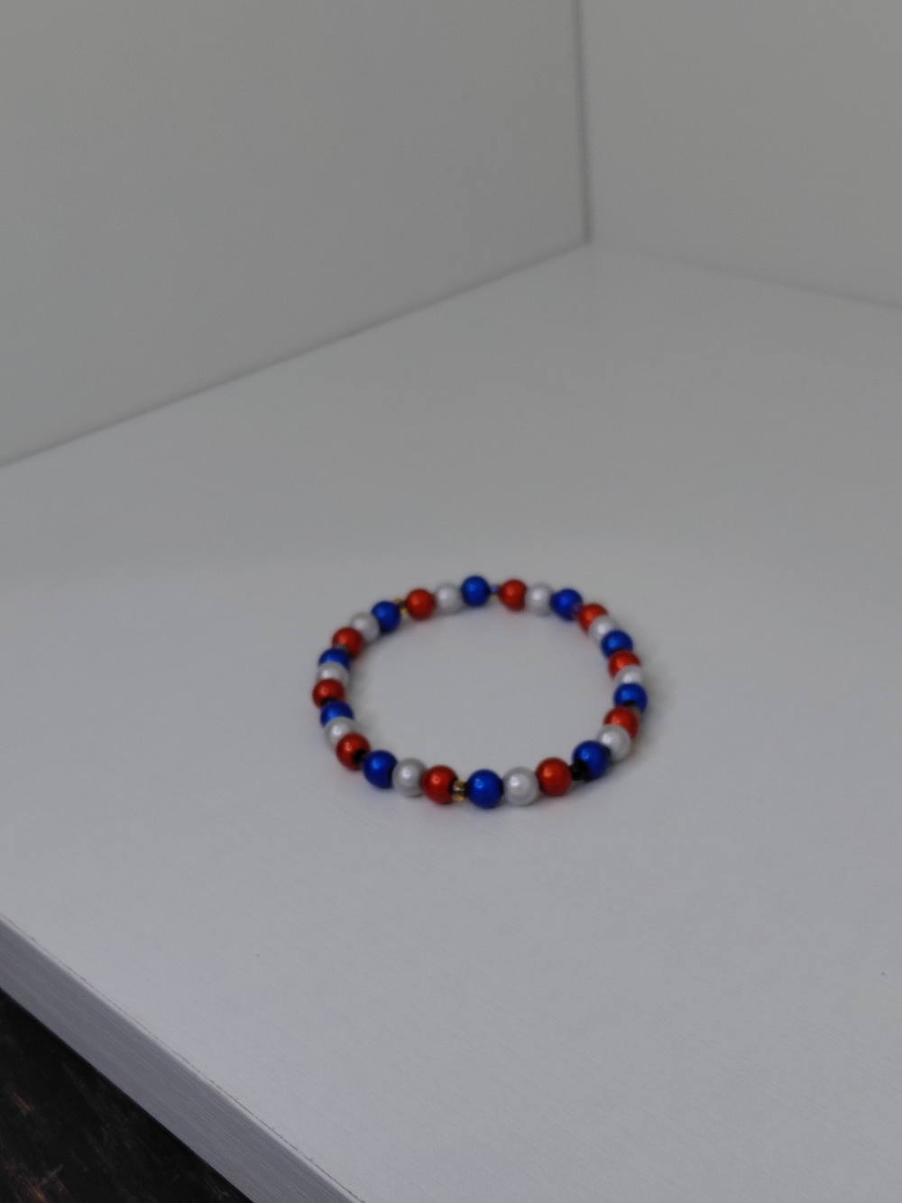 Handmade Red White & Blue Beaded Stretch Bracelet 7 Inches 4th Of July Patriotic - Picture 5 of 14